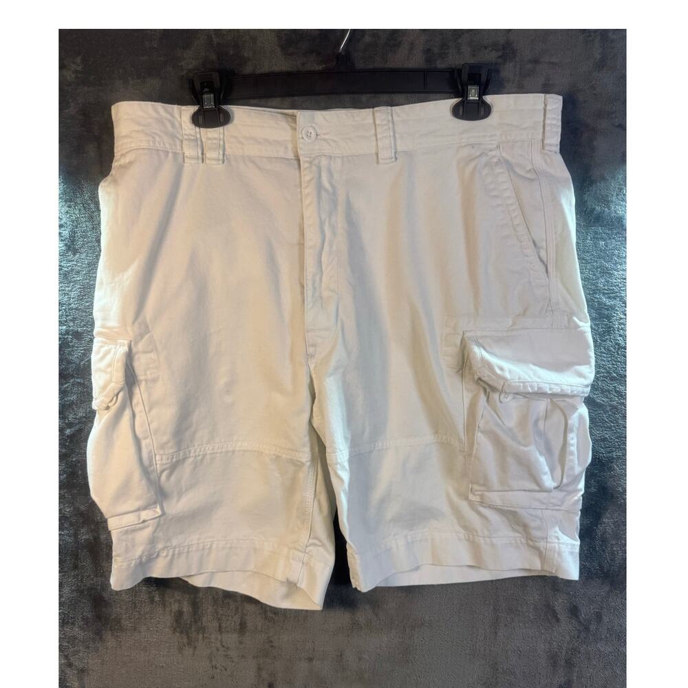 Polo Ralph Lauren Men's White Cargo Shorts Size 42TL (Tall/Long).
